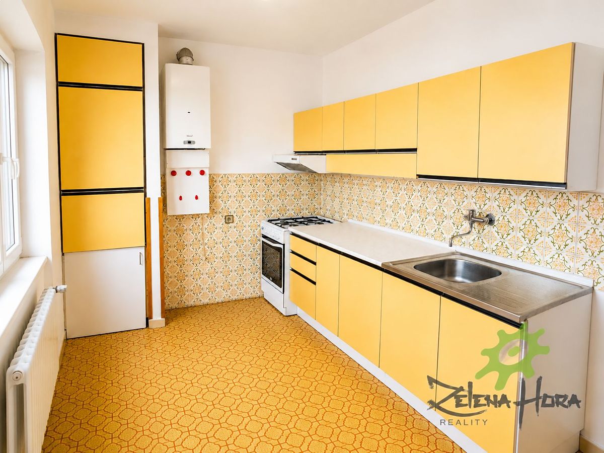 Pronájem bytu 4+1 95 m² – fotografie 2