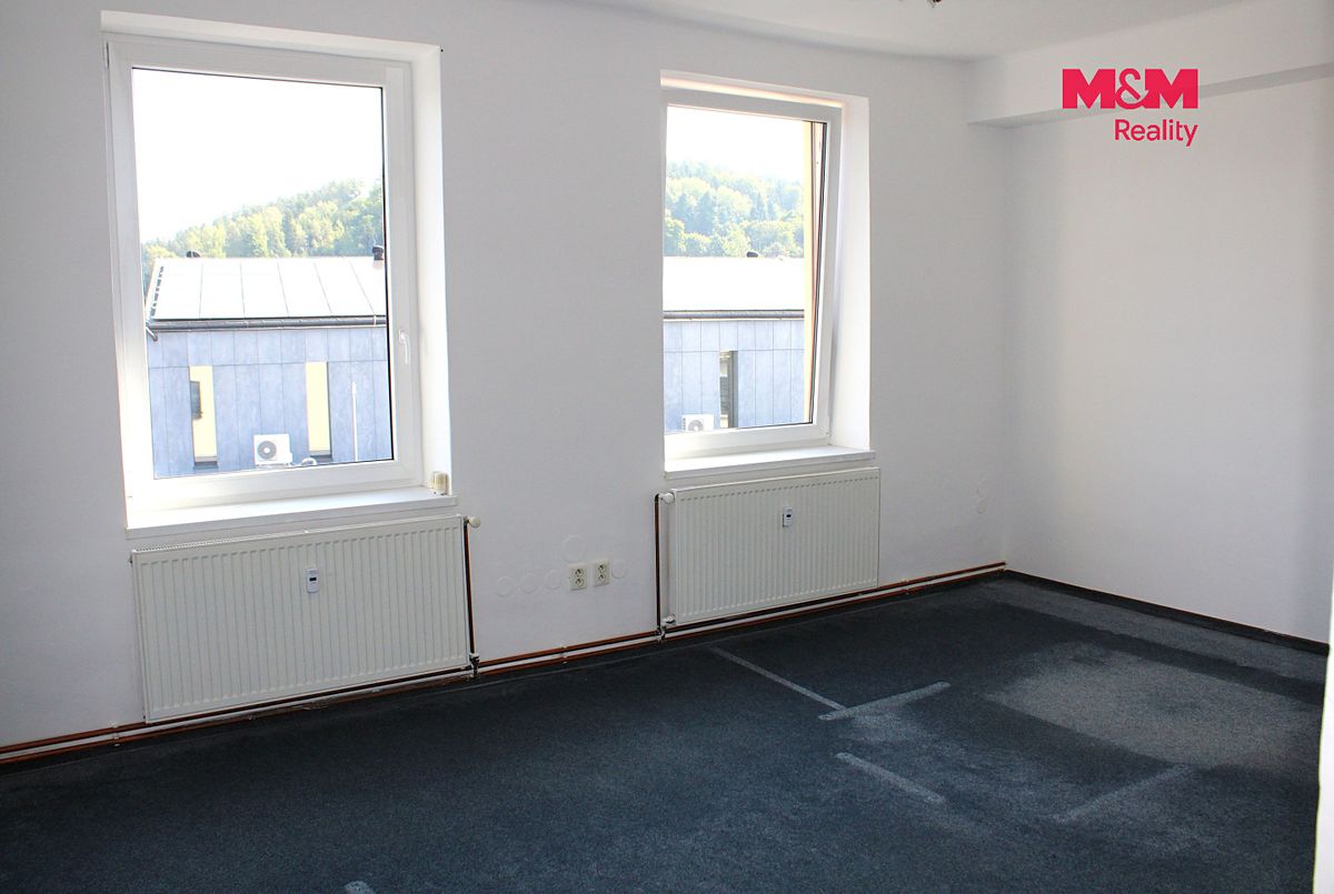 Pronájem kanceláře 19 m² – fotografie 2