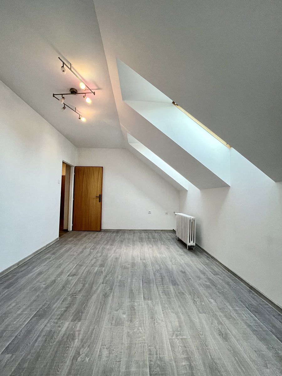 Pronájem bytu 3+1 52 m² – fotografie 5