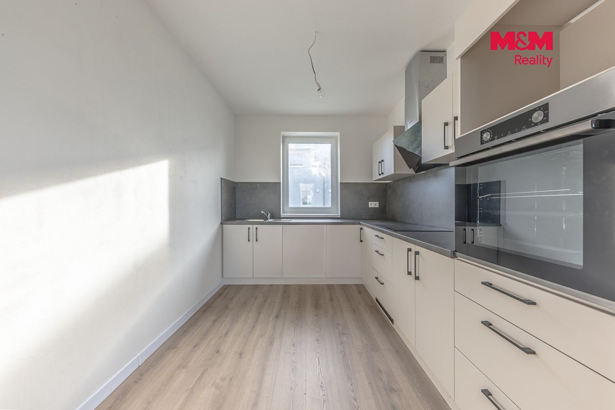 Prodej rodinného domu 102 m², pozemek 344 m² – fotografie 5