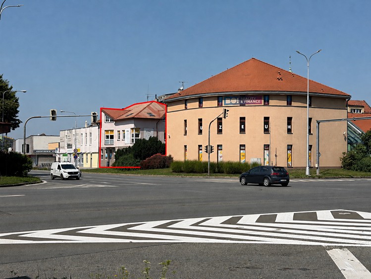 Prodej komerčního prostoru, 508 m² (2 z 27)