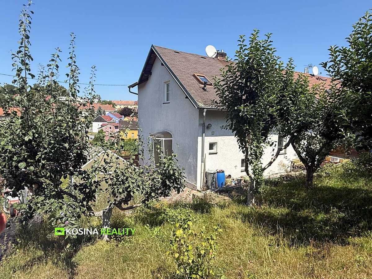Prodej rodinného domu 130 m², pozemek 320 m² – fotografie 3