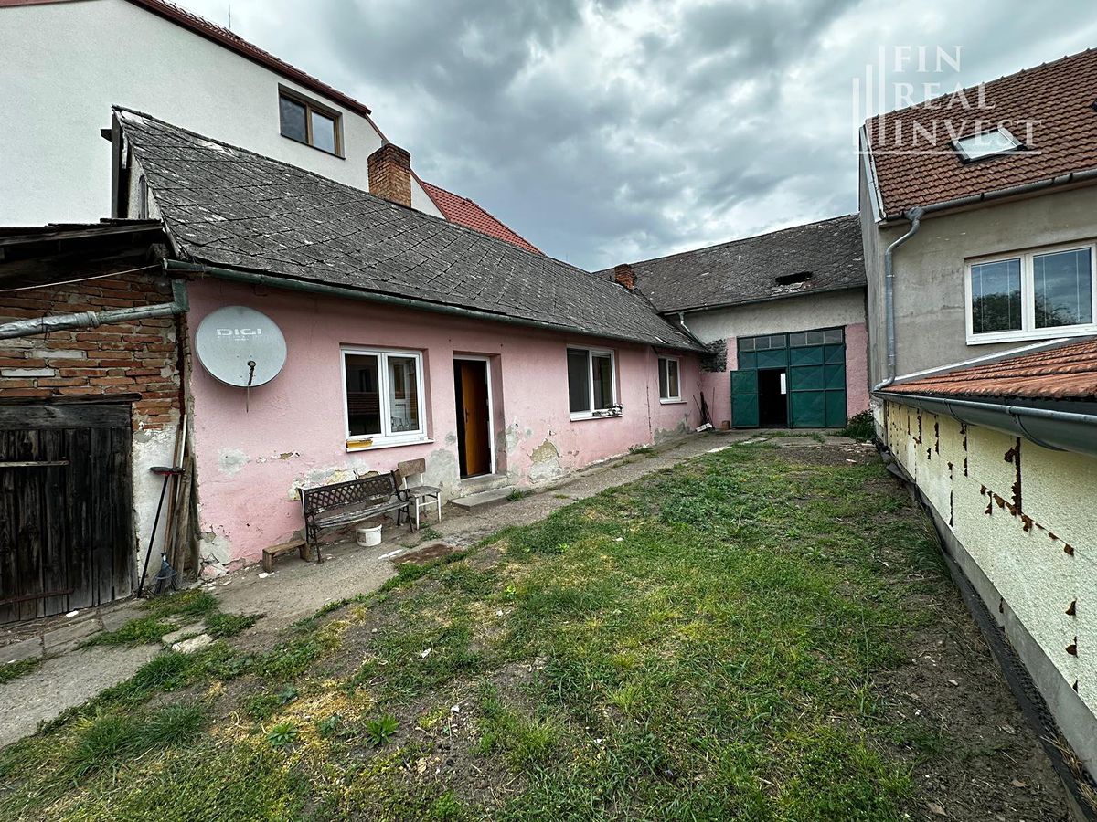 Prodej rodinného domu 145 m², pozemek 904 m² – fotografie 3