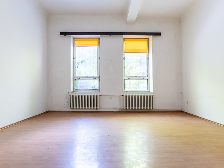 Комерційне приміщення на продаж, 1 254 м² (12 з 31)