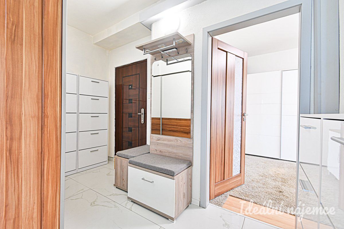 Pronájem bytu 2+1 74 m² – fotografie 3