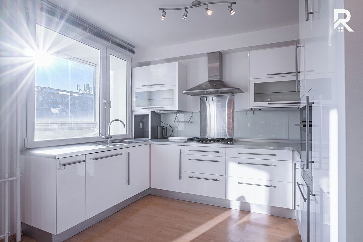 Pronájem bytu 2+kk 66 m²