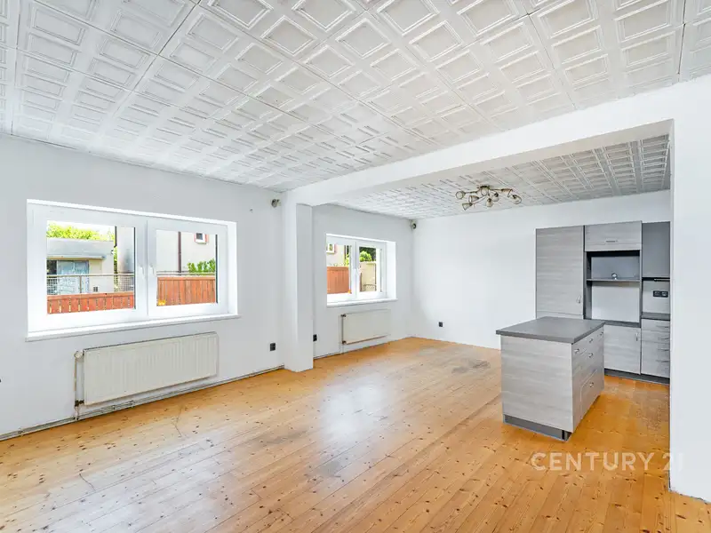 Prodej rodinného domu 264 m², pozemek 441 m², Šťáhlavy – náhled fotky 2
