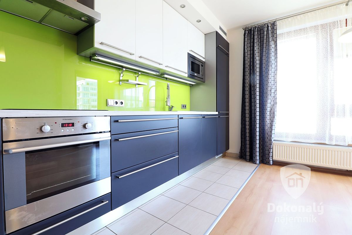 Pronájem bytu 3+kk 65 m²