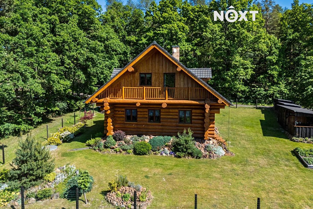Prodej rodinného domu 160 m², pozemek 861 m² – fotografie 4