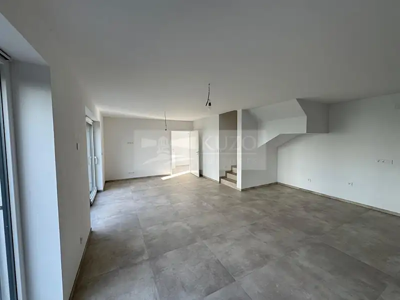 Pronájem rodinného domu 165 m², pozemek 655 m², Mladá Boleslav – náhled fotky 3