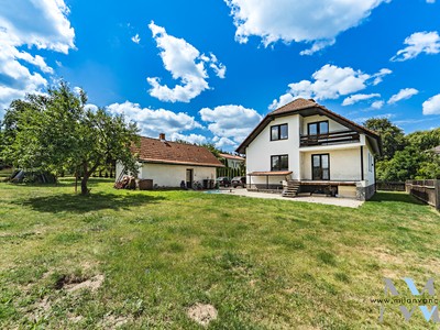 Prodej  rodinného domu 170 m², pozemek 1 524 m²