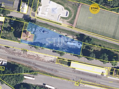 Prodej  komerčního pozemku 2 272 m²
