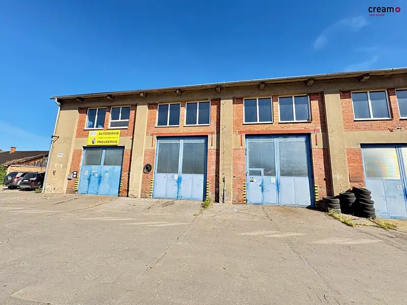Pronájem komerční nemovitosti 888 m², Zlín – náhled fotky 2