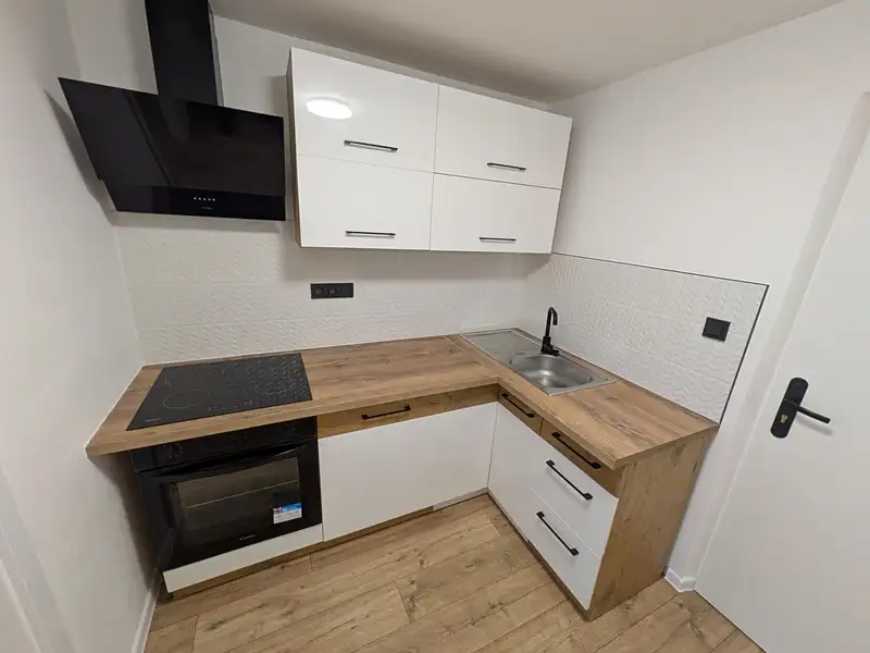 Pronájem bytu 2+kk 33 m², Litvínov – náhled fotky 1
