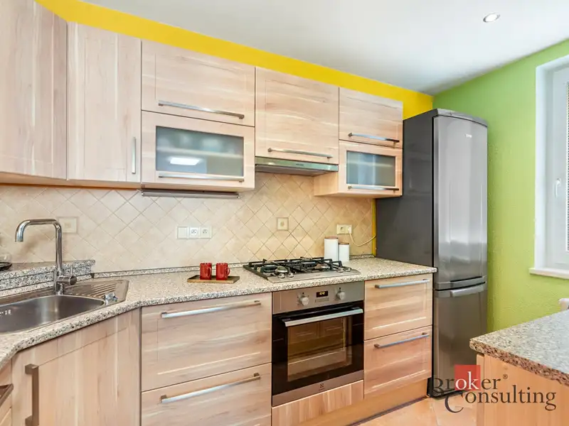 Prodej bytu 3+1 62 m², Praha – náhled fotky 1