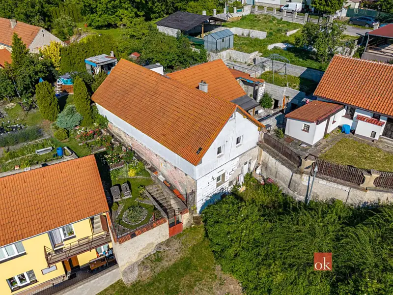 Prodej rodinného domu 140 m², pozemek 789 m², Pchery – náhled fotky 1