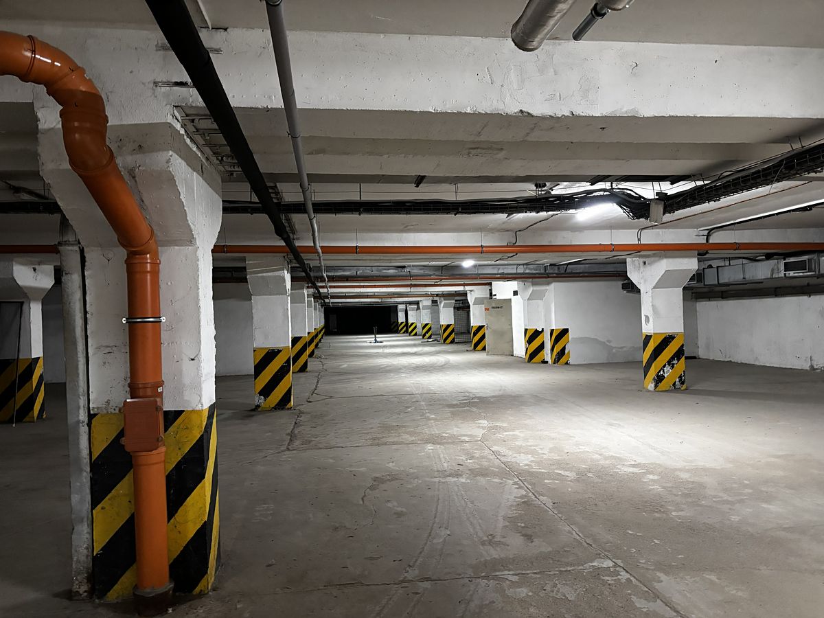 Pronájem garáže 3838 m² – fotografie 4