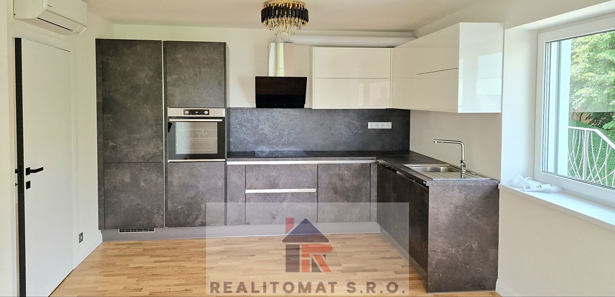 Prodej bytu 4+kk 127 m² – fotografie 2