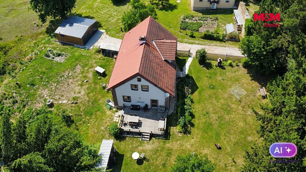 Prodej rodinného domu 168 m², pozemek 1625 m² – fotografie 4