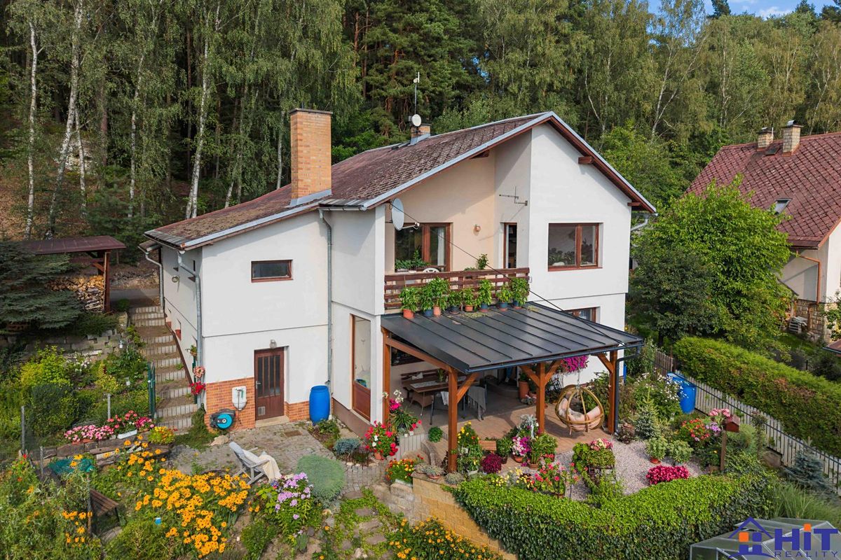 Prodej rodinného domu 157 m², pozemek 549 m², Mírová pod Kozákovem – fotka 1 z 3