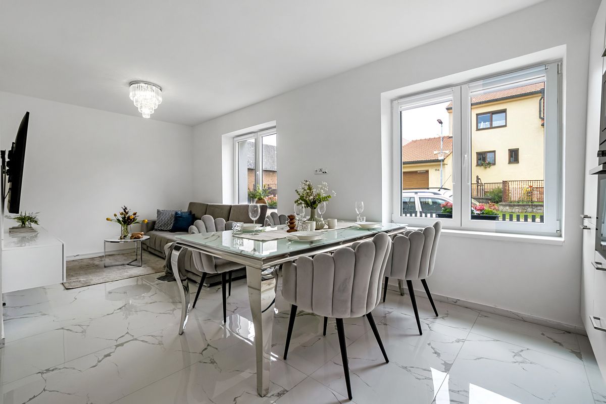 Prodej rodinného domu 98 m², pozemek 431 m² – fotografie 3