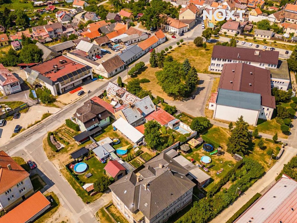Prodej rodinného domu 160 m², pozemek 931 m² – fotografie 4
