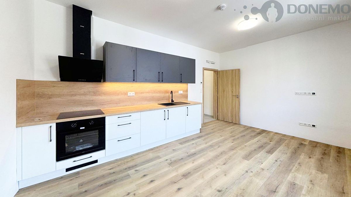 Pronájem bytu 3+kk 72 m²