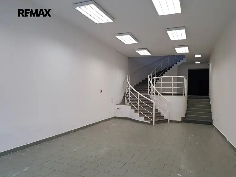 Pronájem obchodního prostoru 200 m², Lanškroun – náhled fotky 1