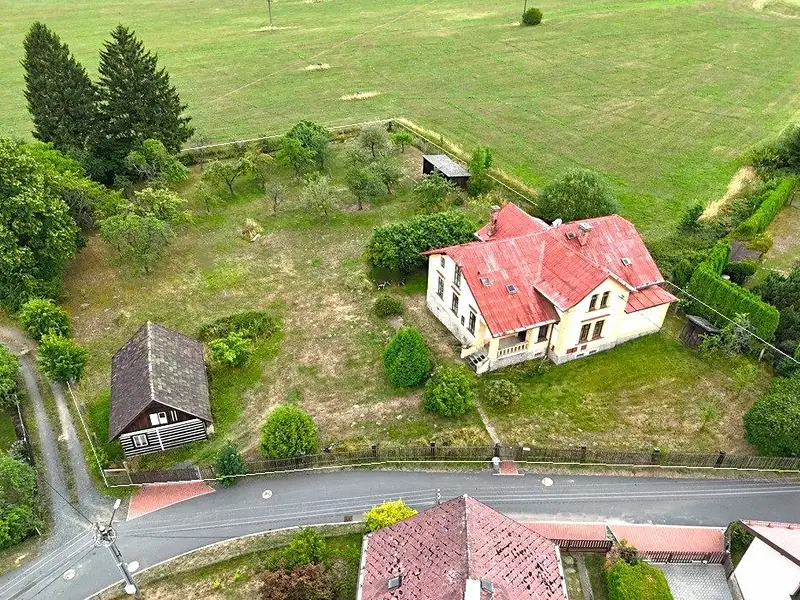 Prodej rodinného domu 340 m², pozemek 3933 m², Česká Kubice – náhled fotky 1
