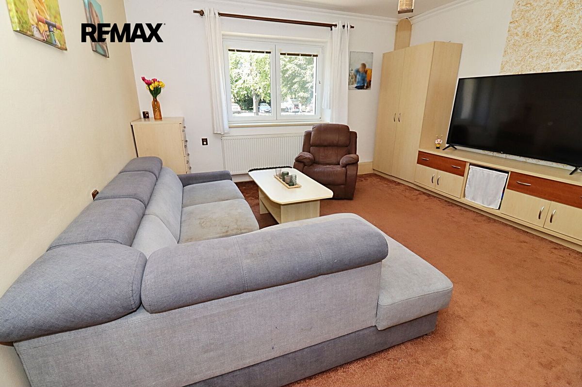 Prodej rodinného domu 159 m², pozemek 180 m² – fotografie 5