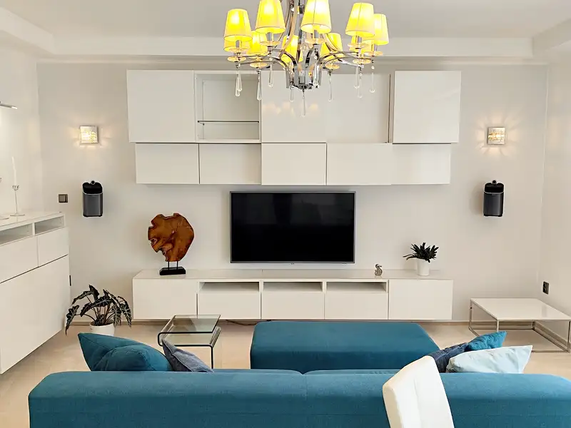 Pronájem bytu 2+1 99 m², Uherské Hradiště – náhled fotky 1
