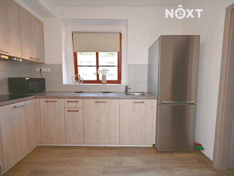 Prodej komerčního prostoru, 215 m² (12 z 22)