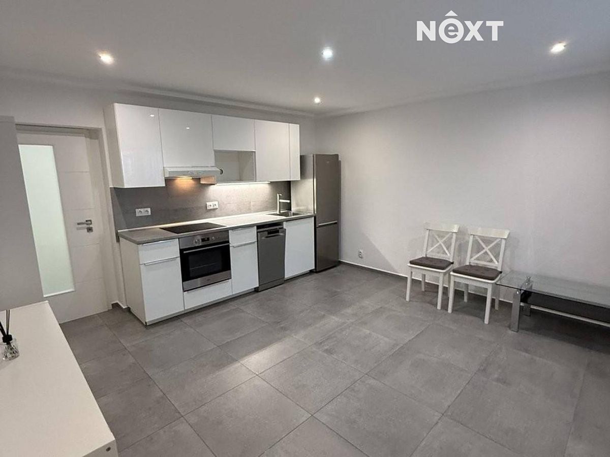 Pronájem bytu 2+kk 43 m²