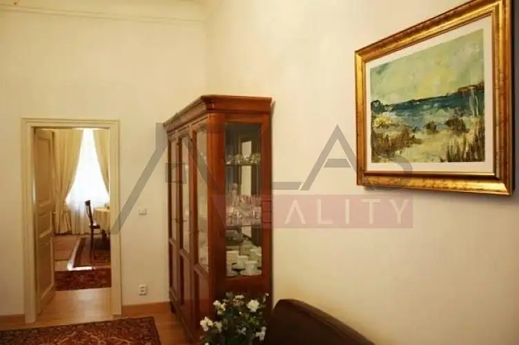 Pronájem bytu 3+kk 76 m², Praha – náhled fotky 2
