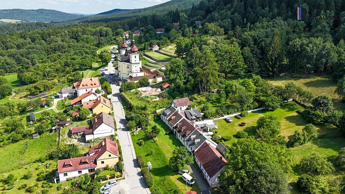 Prodej rodinného domu 387 m², pozemek 6108 m² – fotografie 5