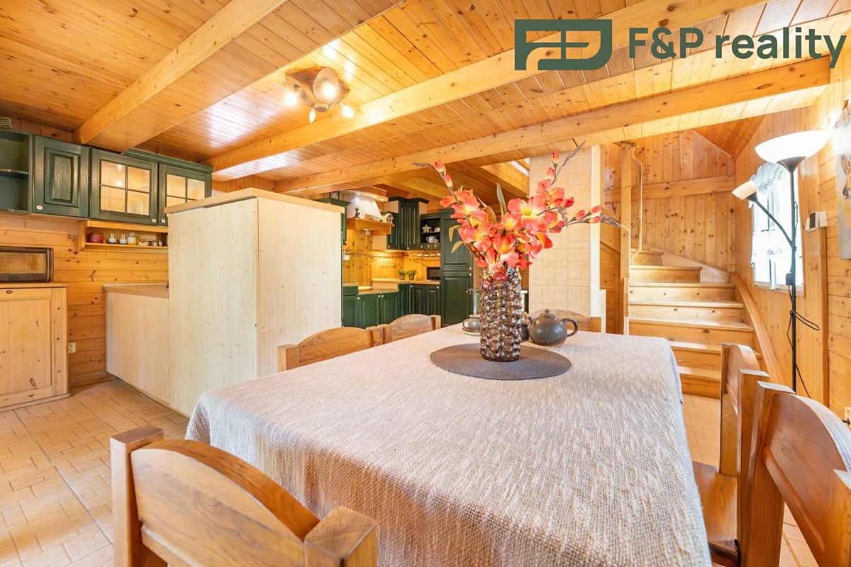 Prodej rodinného domu 153 m², pozemek 1333 m² – fotografie 5