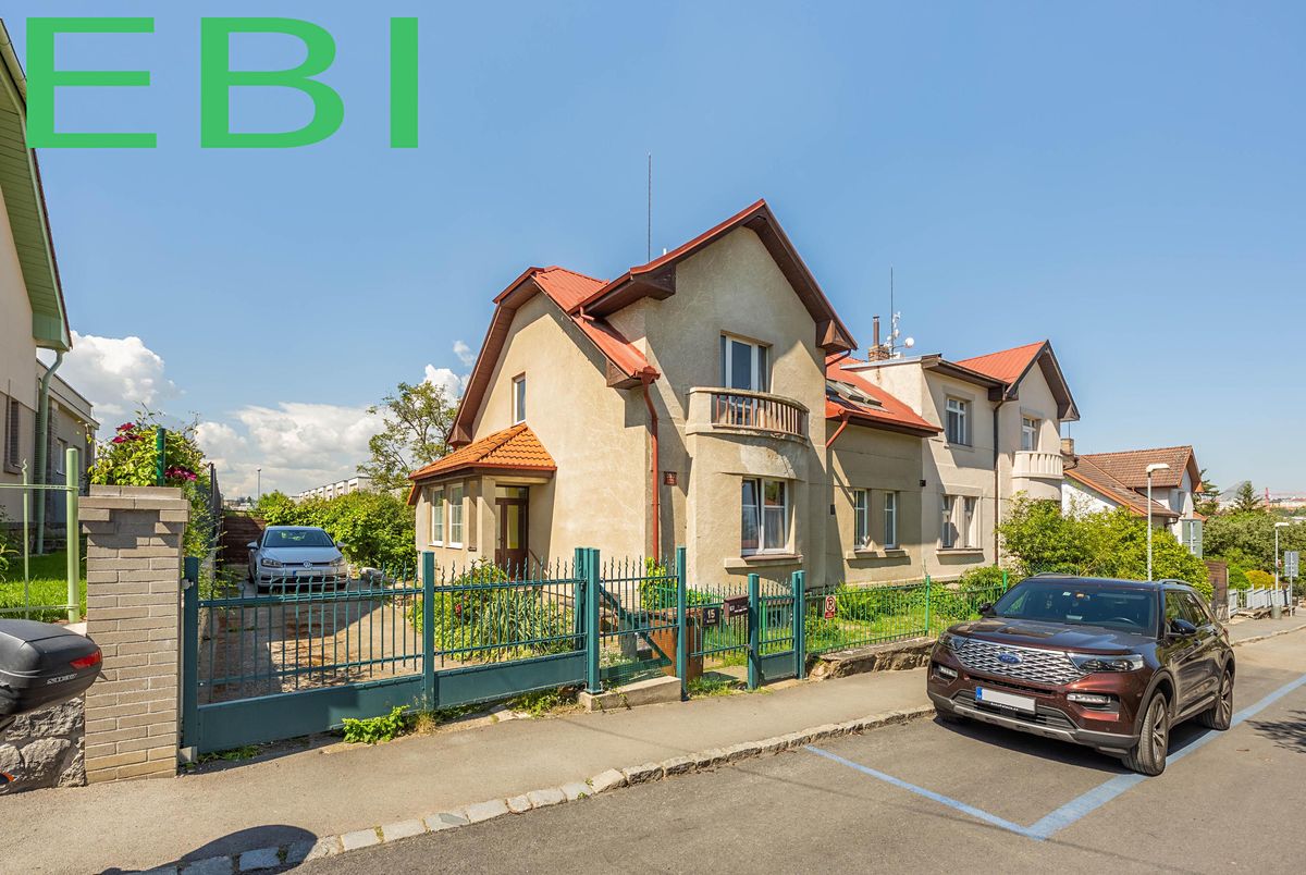 Prodej rodinného domu 160 m², pozemek 680 m²