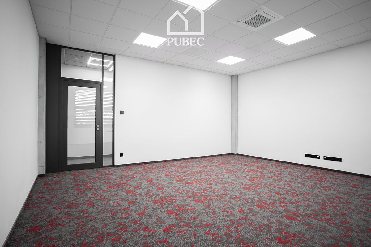 Pronájem kanceláře 184 m²