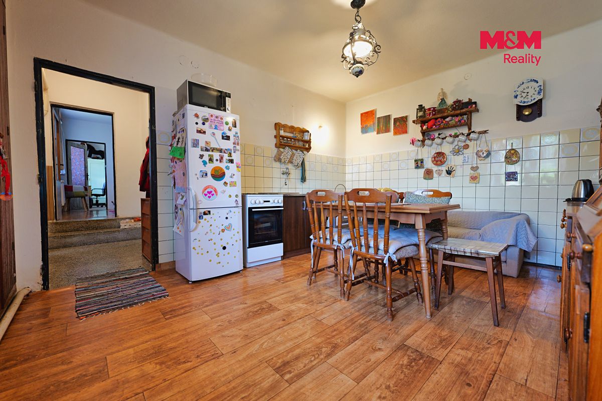 Prodej rodinného domu 100 m², pozemek 3420 m² – fotografie 5