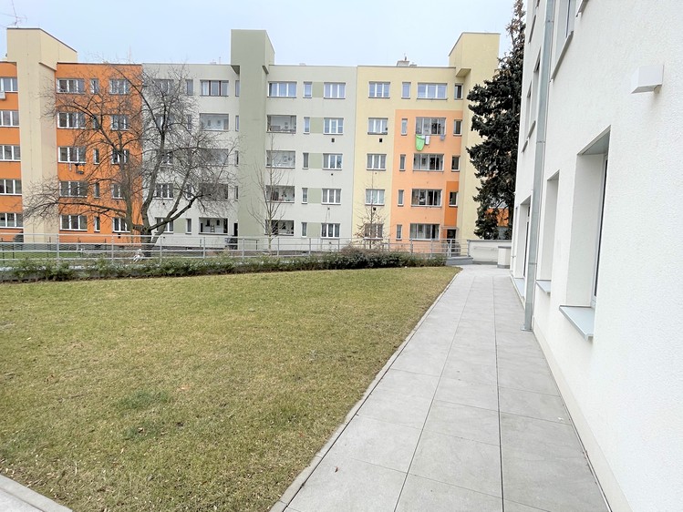 Pronájem komerčního prostoru, 109 m² (10 z 17)
