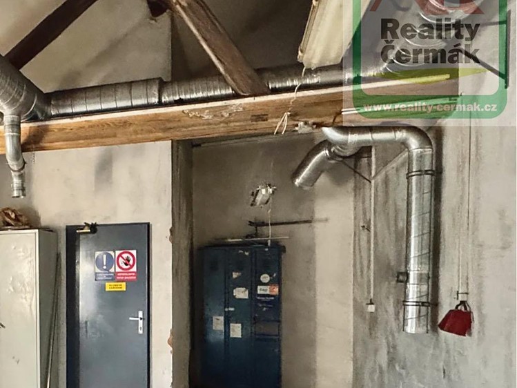 Pronájem komerčního prostoru, 350 m² (11 z 13)