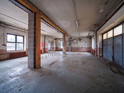 Pronájem skladového prostoru 180 m²