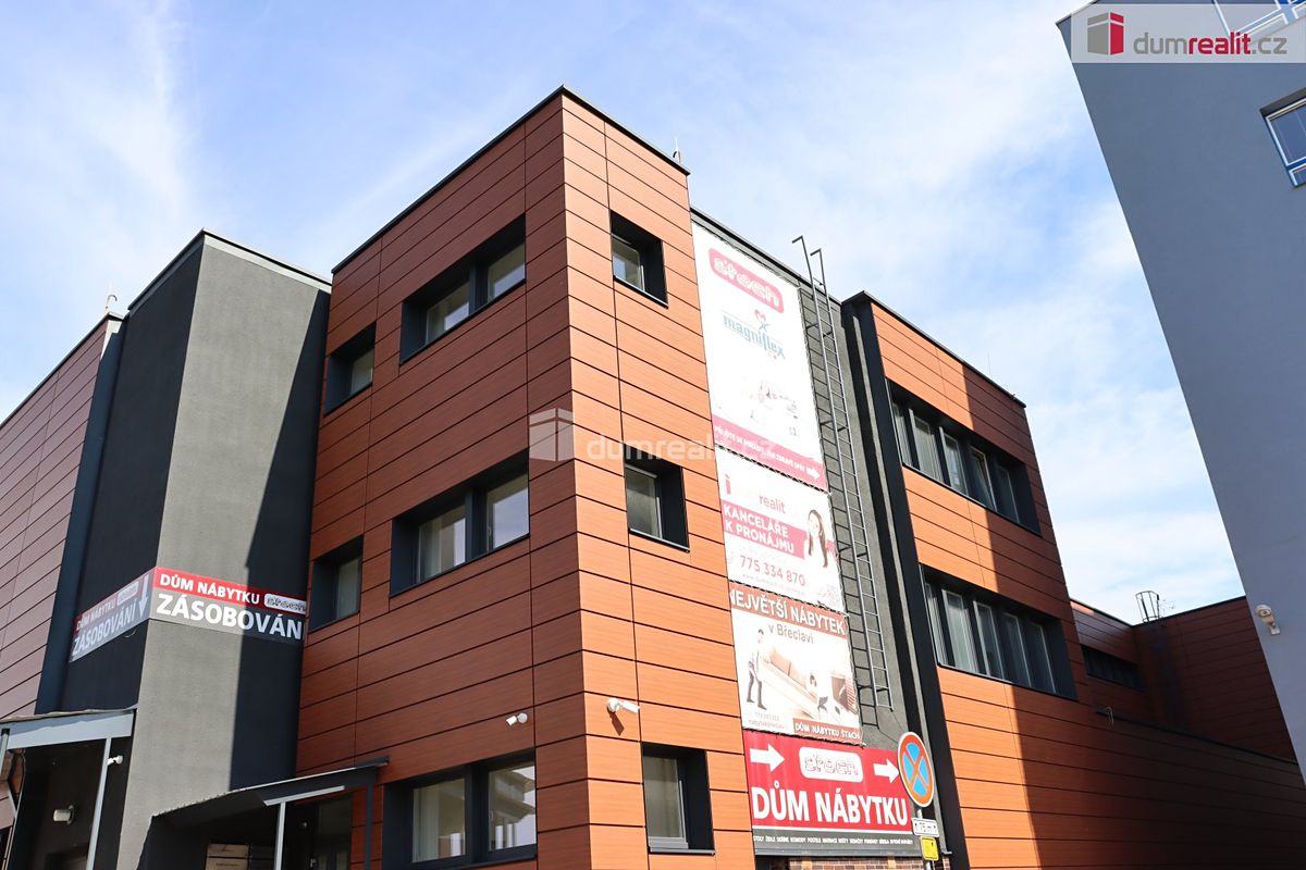 Pronájem kanceláře 38 m², Břeclav – fotka 1 z 3