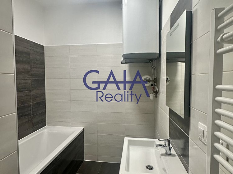 Квартира 1+kk в оренду, 37 м² (6 з 11)
