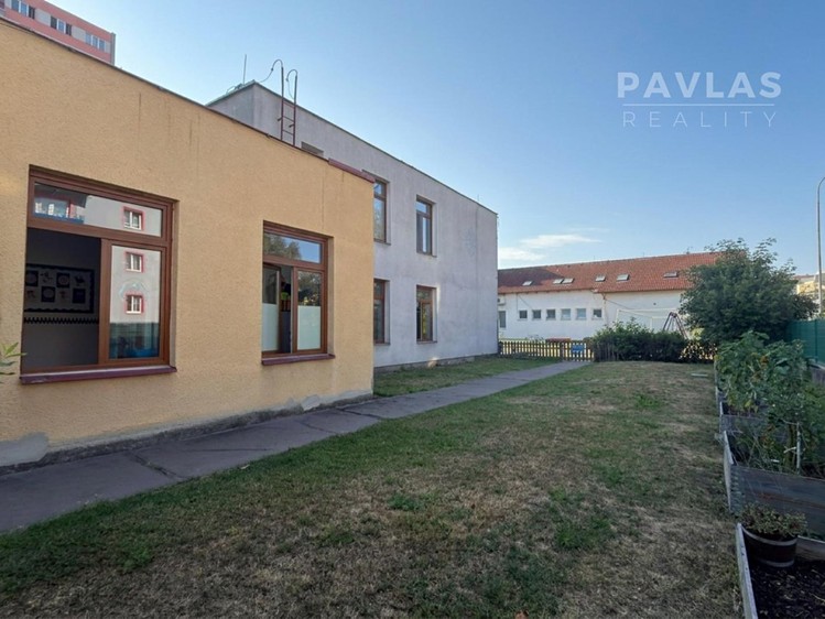 Комерційне приміщення в оренду, 1 000 м² (3 з 9)