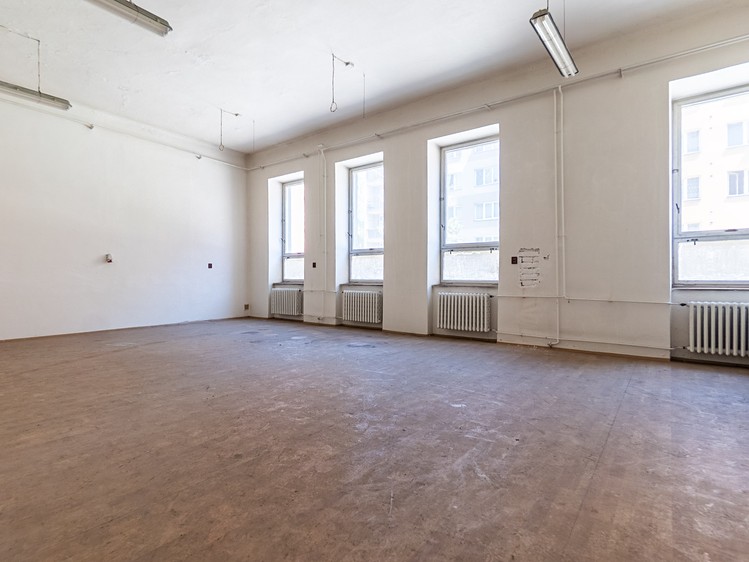 Комерційне приміщення на продаж, 1 254 м² (6 з 31)