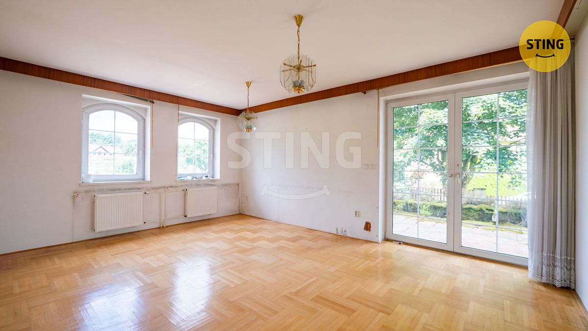 Prodej rodinného domu 334 m², pozemek 2658 m² – fotografie 4