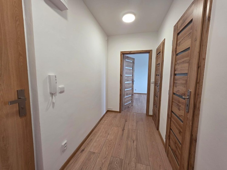 Wohnung 1+1 zur Miete, 40 m² (9 von 13)