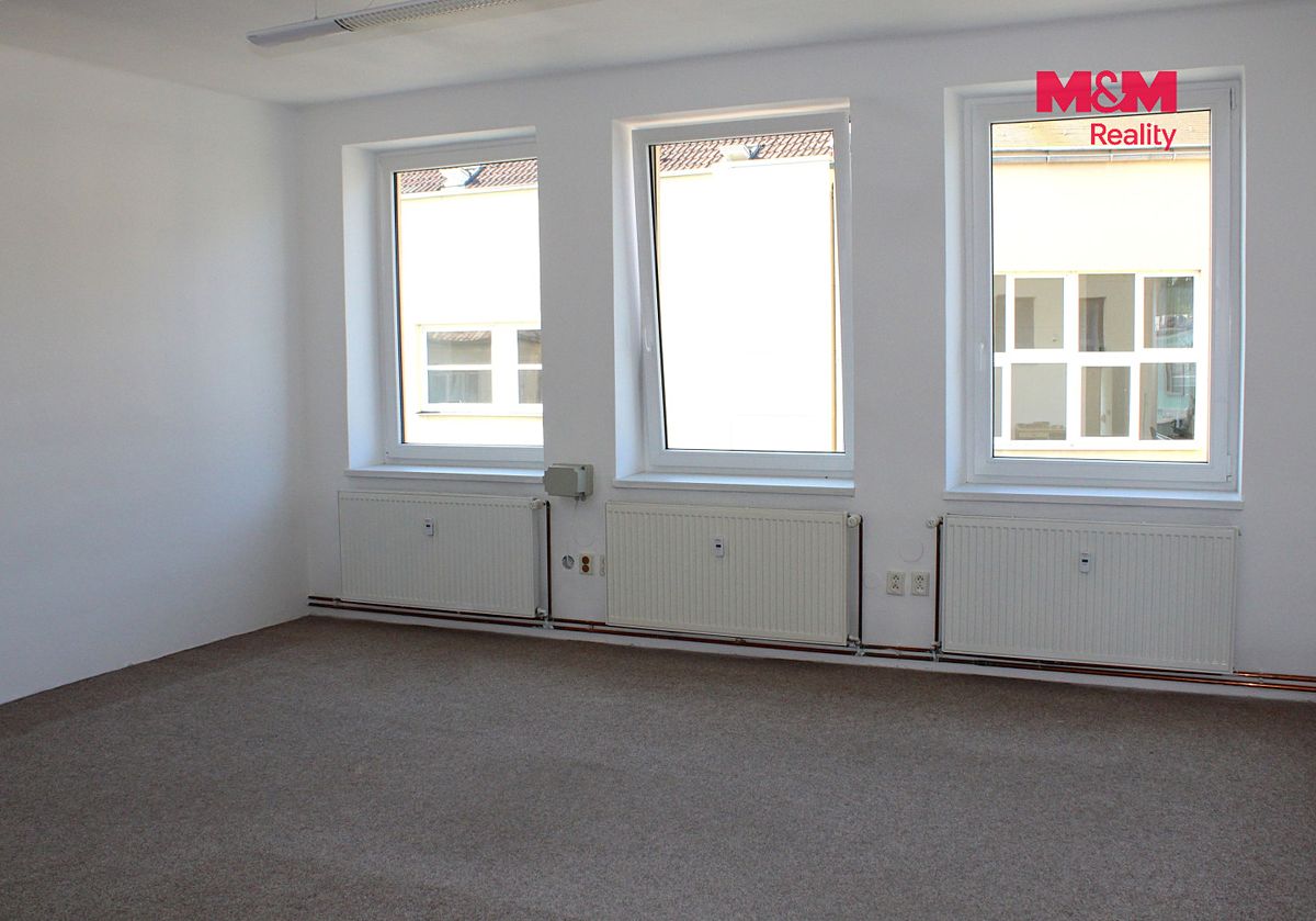 Pronájem kanceláře 27 m² – fotografie 2