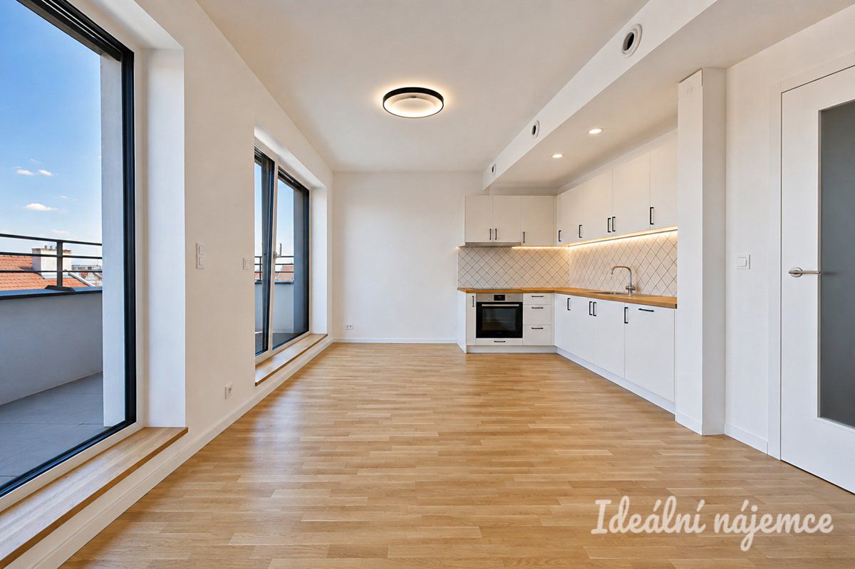 Pronájem bytu 2+kk 36 m² – fotografie 2